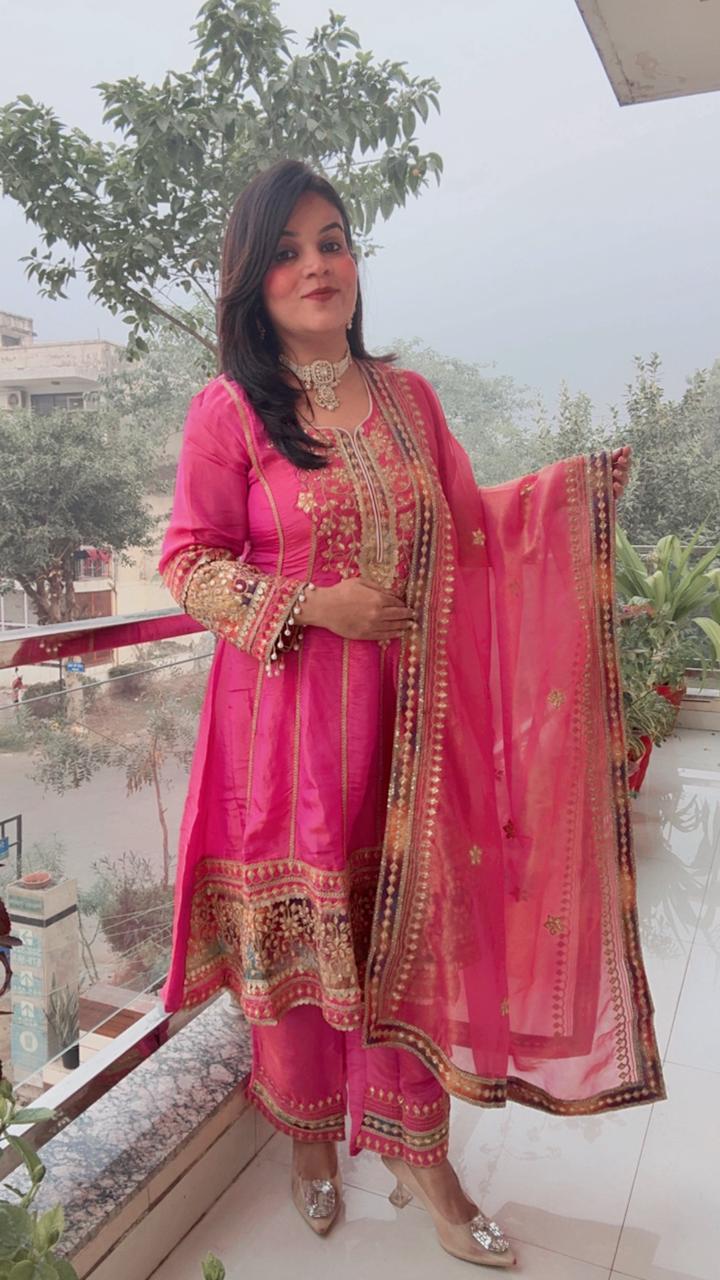 PINK EMBROIDERY SUIT