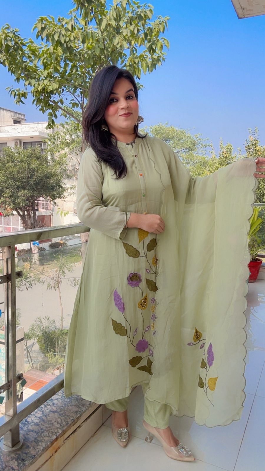 ORGANZA PISTA COLOR SUIT