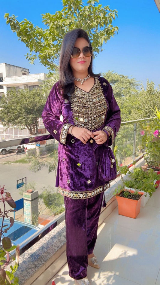 A Royal Affair: Shisha Work on Purple