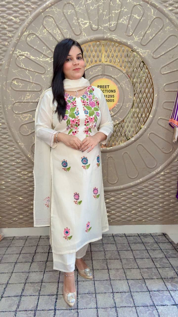 White Mal Cotton Suit