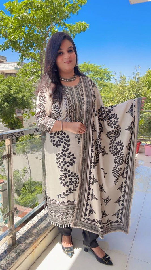 White And Black Embroidered Pakistani Muslin Suit