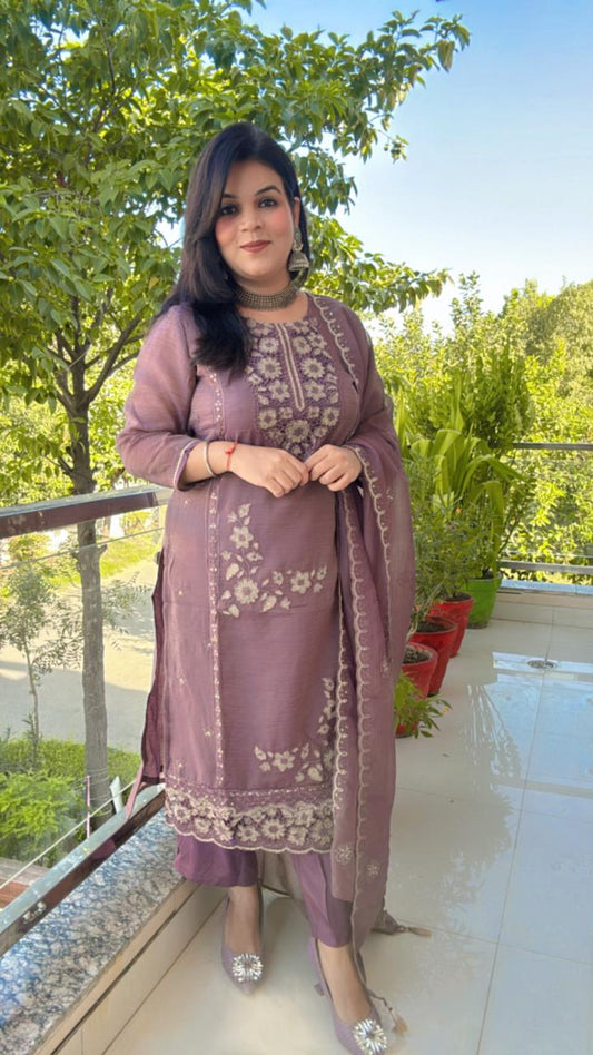 purple embroidered suit (order now)