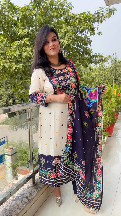Colorful Embroidered Elephant Print Cotton Ensemble