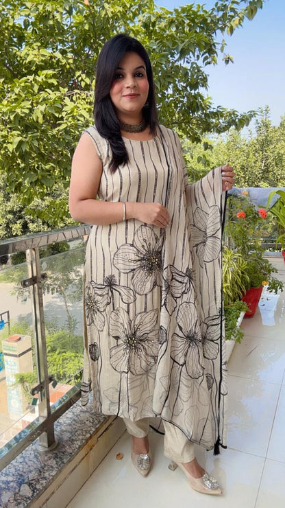 Embroidered Black and White Floral Kurta with Dupatta