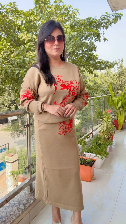 CREAM SKIRT CORD-SETS