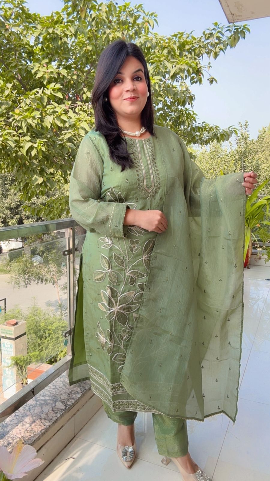 Tissue shimmer silk green