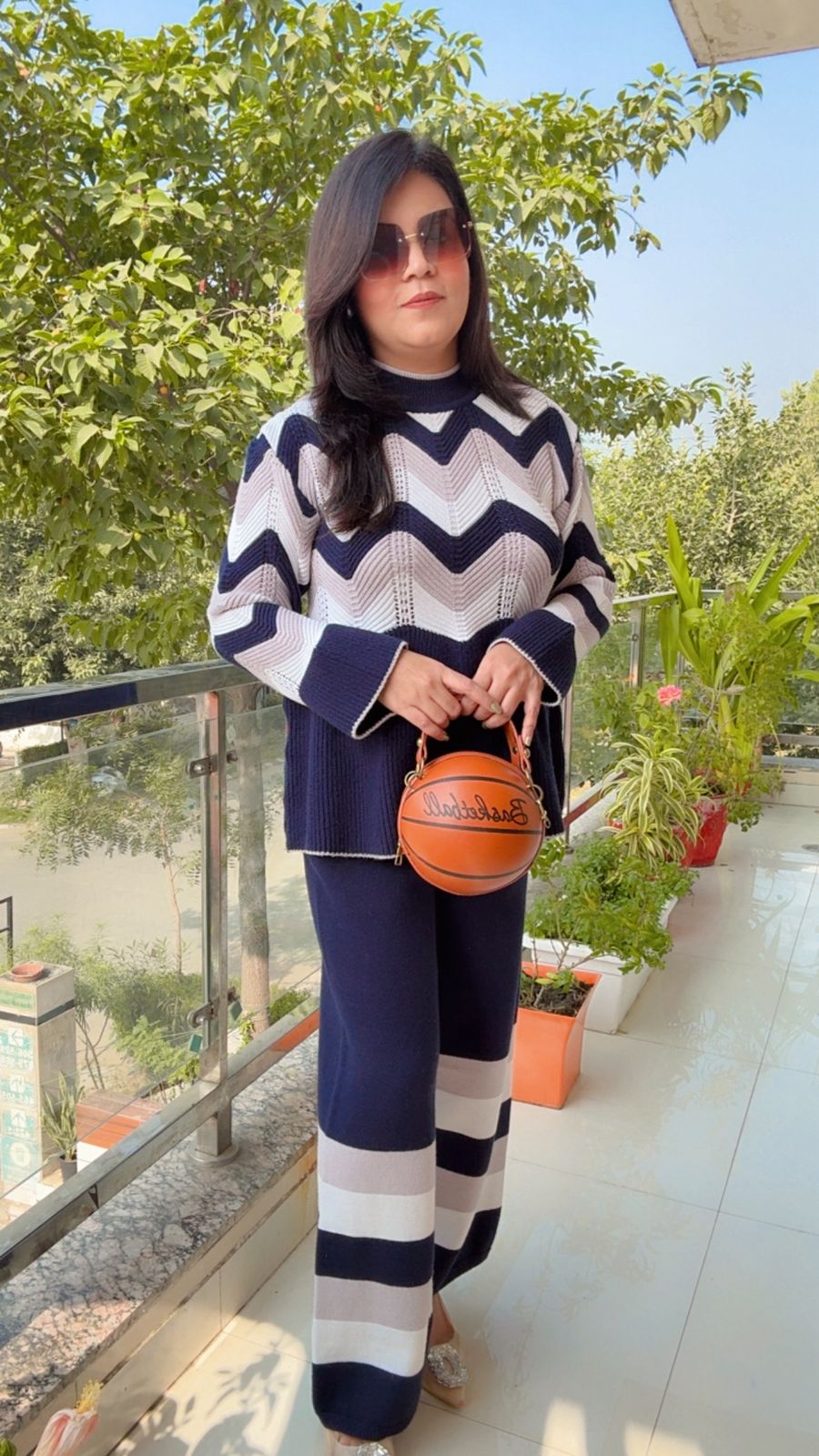 THE KNITTED CORD-SETS