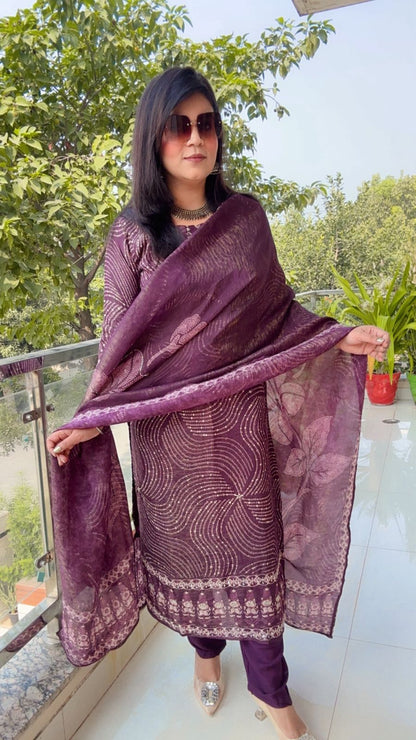 Deep Plum Foil Print Kurta Set with Border Detailing