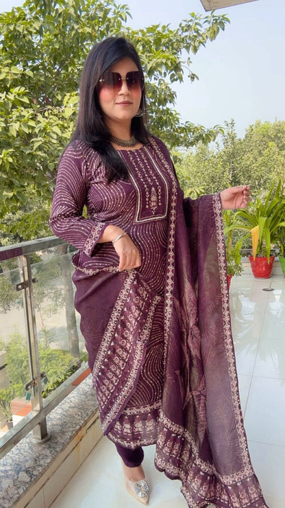 Deep Plum Foil Print Kurta Set with Border Detailing