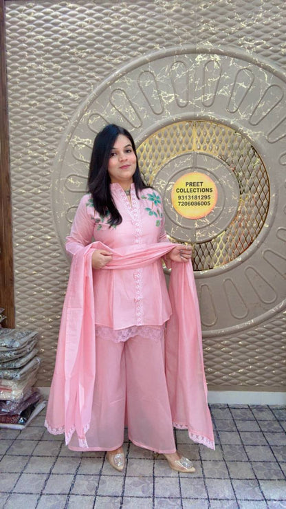 Peach Floral Embroidered Kurta Plazzo Set (Map Silk)