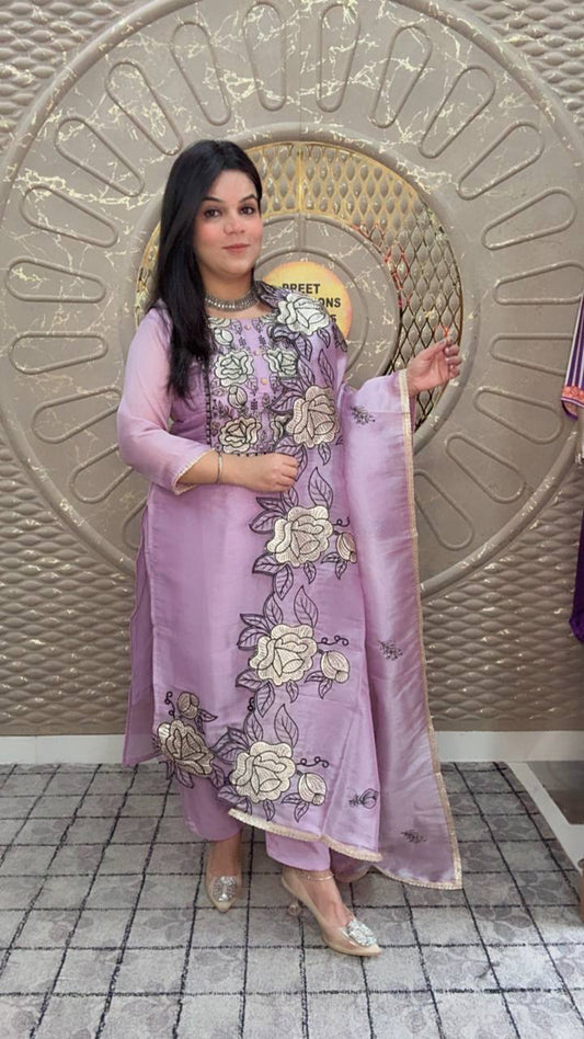 Lavender Shimmer Silk Suit With Embroidered Dupatta 💓