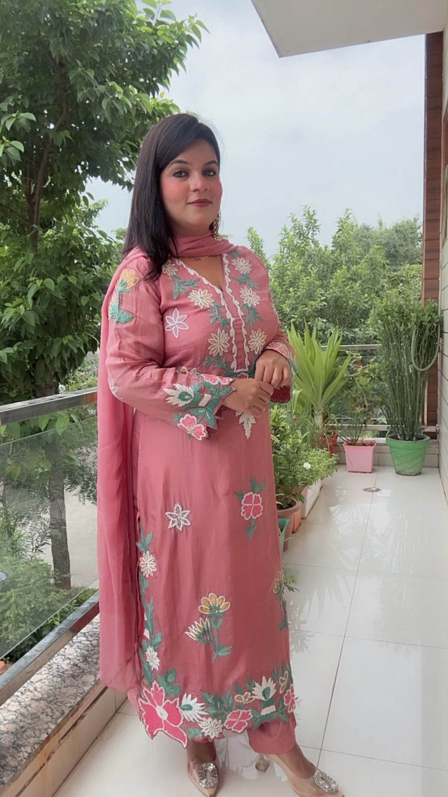 Dusty Pink Ethnic Crepe Suit