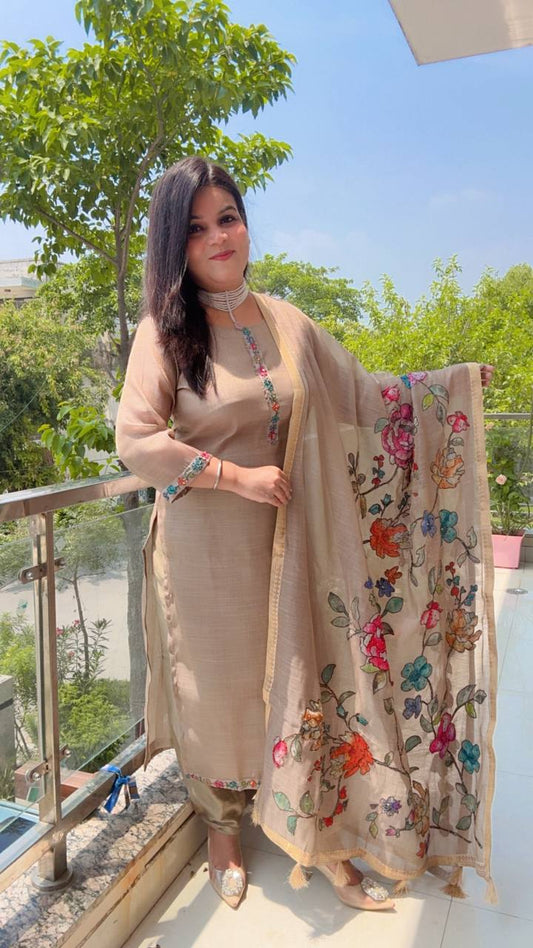 Metallic colorTissue Silk with Floral Dupatta