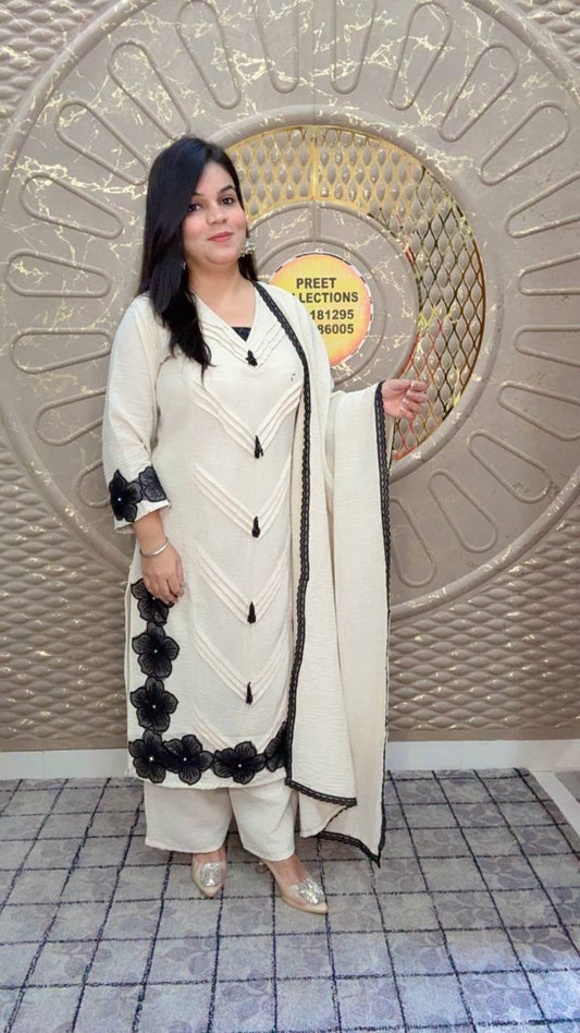 Off White Crush Linen Pakistani-Style Kurta Set