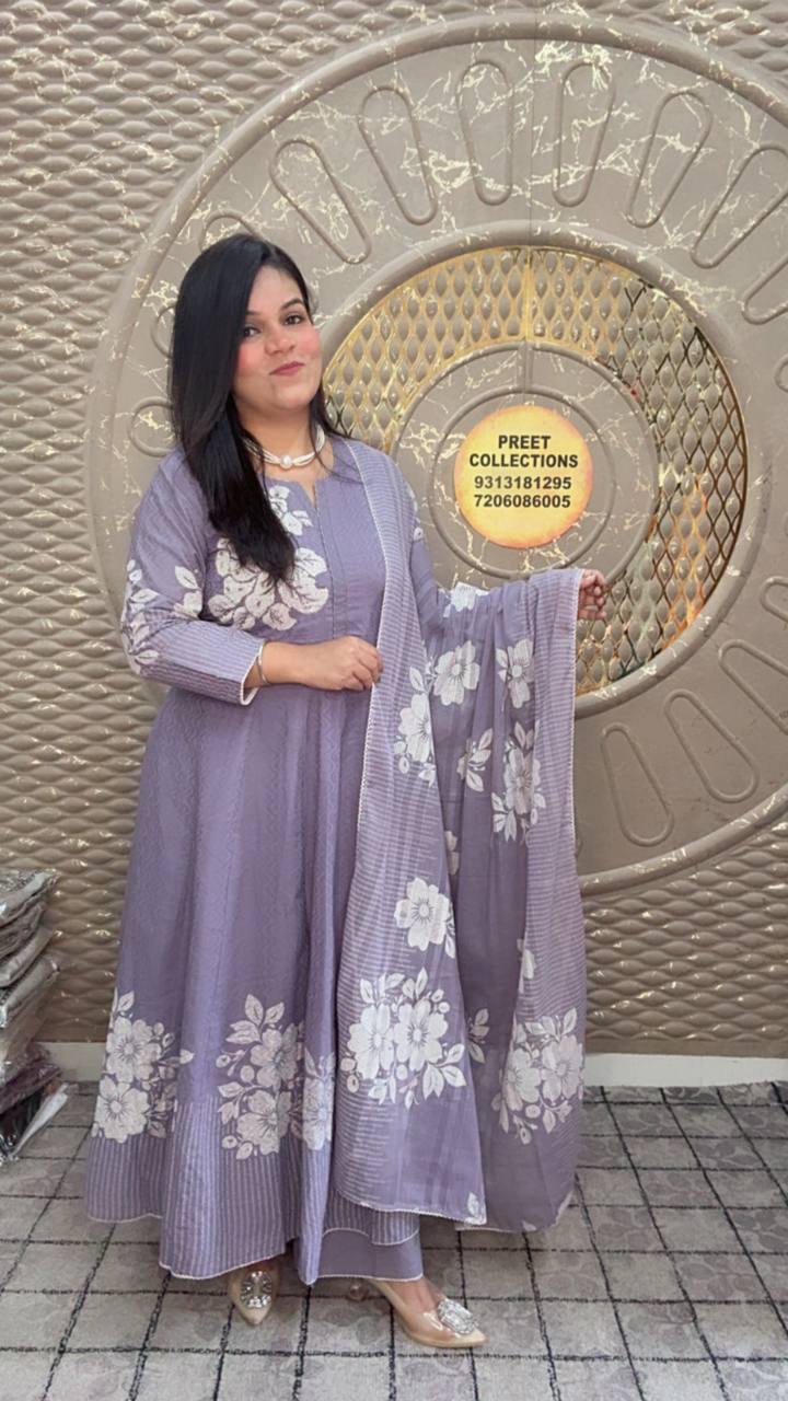 Cotton lavender Anarkali kurta set featuring detailed white floral embroidery.