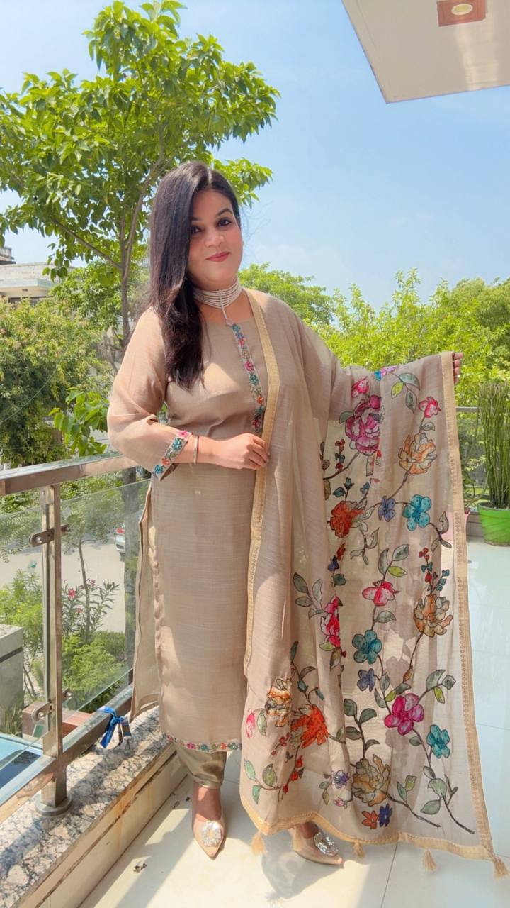 Metallic colorTissue Silk with Floral Dupatta